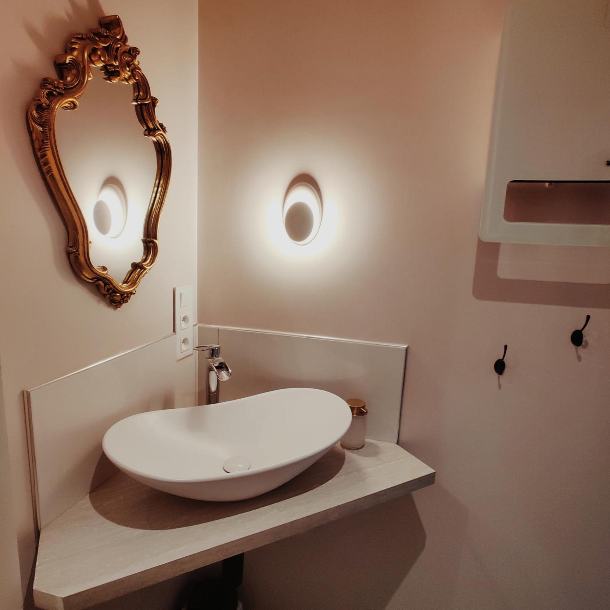Au Coin Du Chemin Hotel Chambéry Quarto foto
