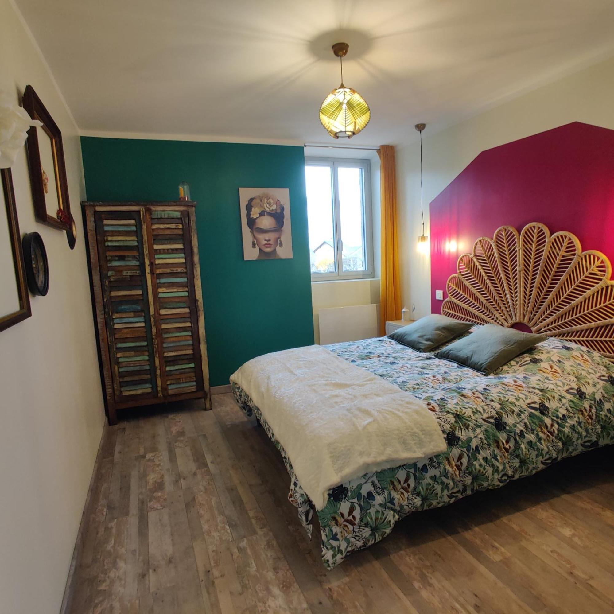 Au Coin Du Chemin Hotel Chambéry Quarto foto
